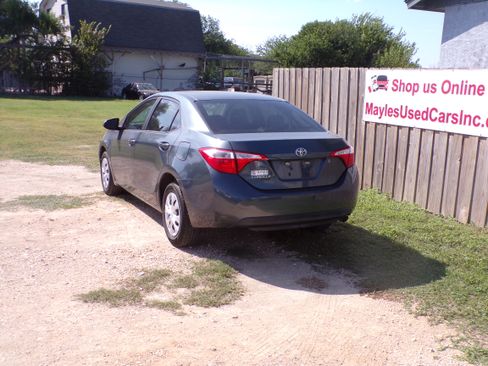 Used 2014 Toyota Corolla image 3