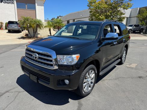 Used 2011 Toyota Sequoia Limited image 3
