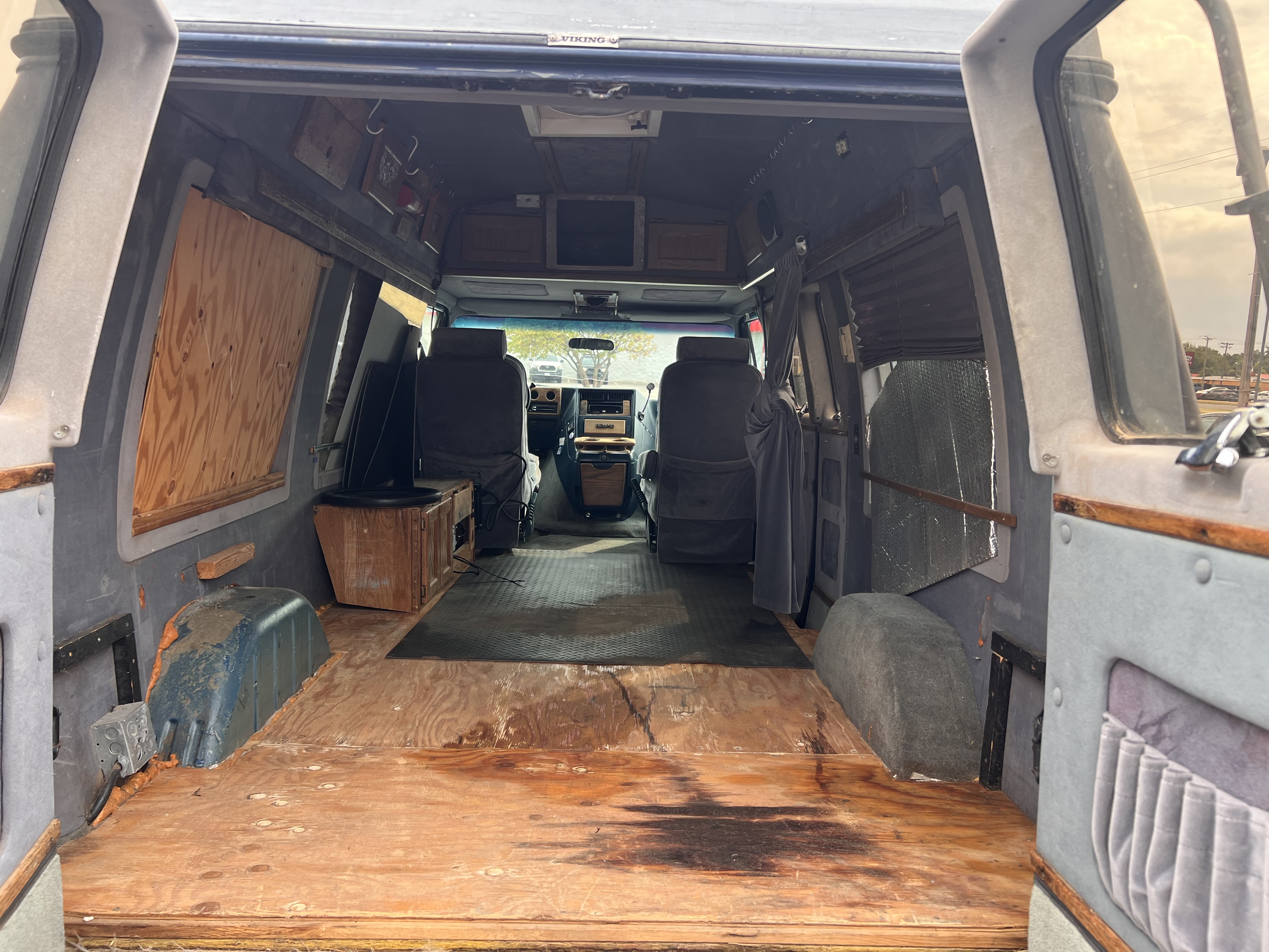 Used 1995 GMC G2500 Vandura RWD image 3