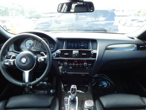 Used 2018 BMW X4 xDrive28i AWD/4WD image 13