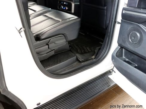 Used 2019 Ford Expedition Max XLT w/ Equipment Group 201A image 31