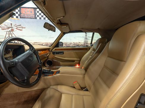 Used 1995 Jaguar XJS 4.0 Convertible image 15