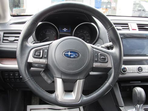 Used 2015 Subaru Outback 3.6R Limited AWD/4WD image 18