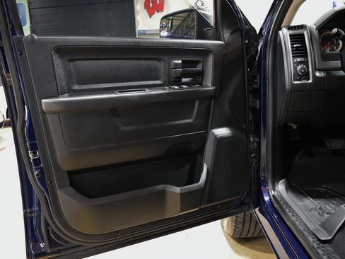 Used 2017 RAM 1500 ST image 23