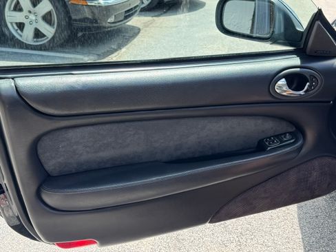 Used 2005 Jaguar XK8 Convertible RWD image 22