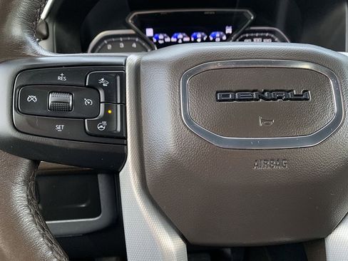 Used 2021 GMC Yukon Denali image 20