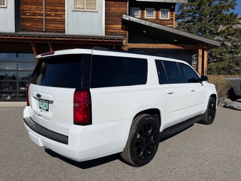 Used 2018 Chevrolet Suburban Premier image 5