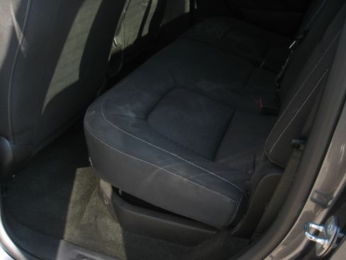 Used 2016 GMC Canyon 4x4 Crew Cab SLE image 6