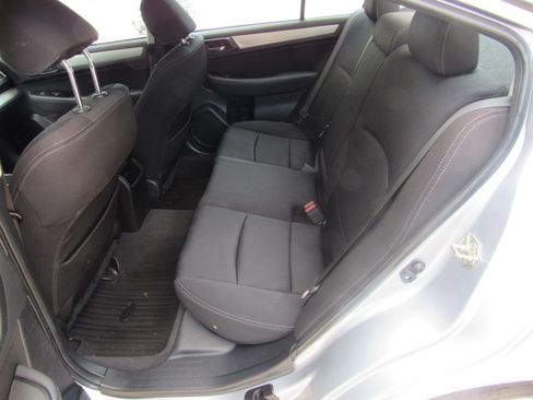 Used 2017 Subaru Legacy 2.5i Premium AWD/4WD image 13