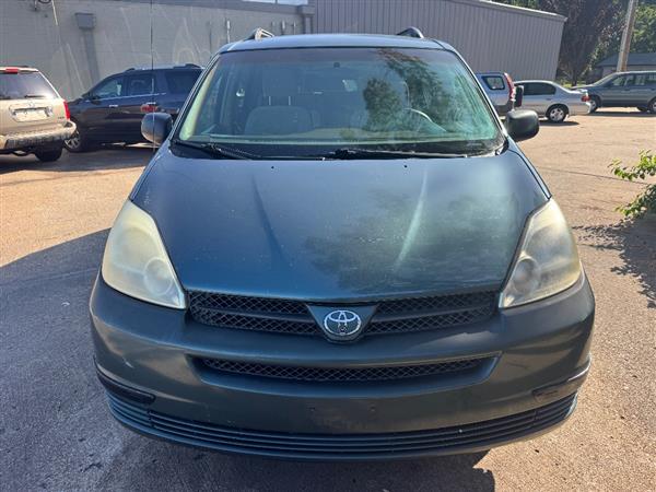 Used 2005 Toyota Sienna CE FWD image 5