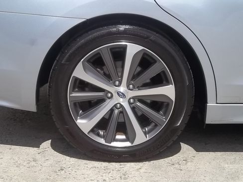 Used 2016 Subaru Legacy 2.5i Limited AWD/4WD image 16