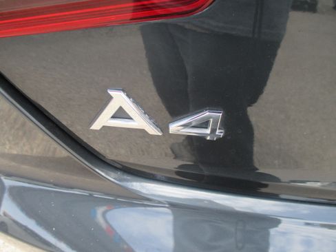 Used 2018 Audi A4 2.0T Ultra Premium Sedan FWD image 12