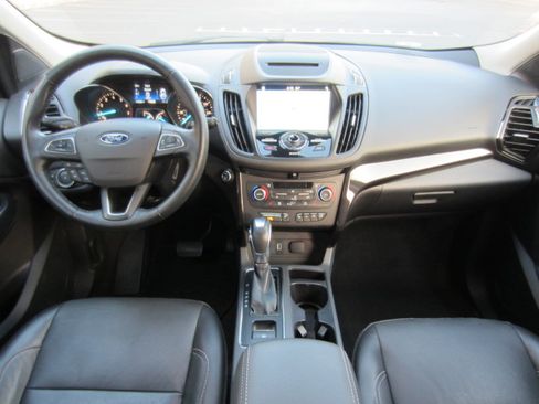 Used 2018 Ford Escape Titanium image 8