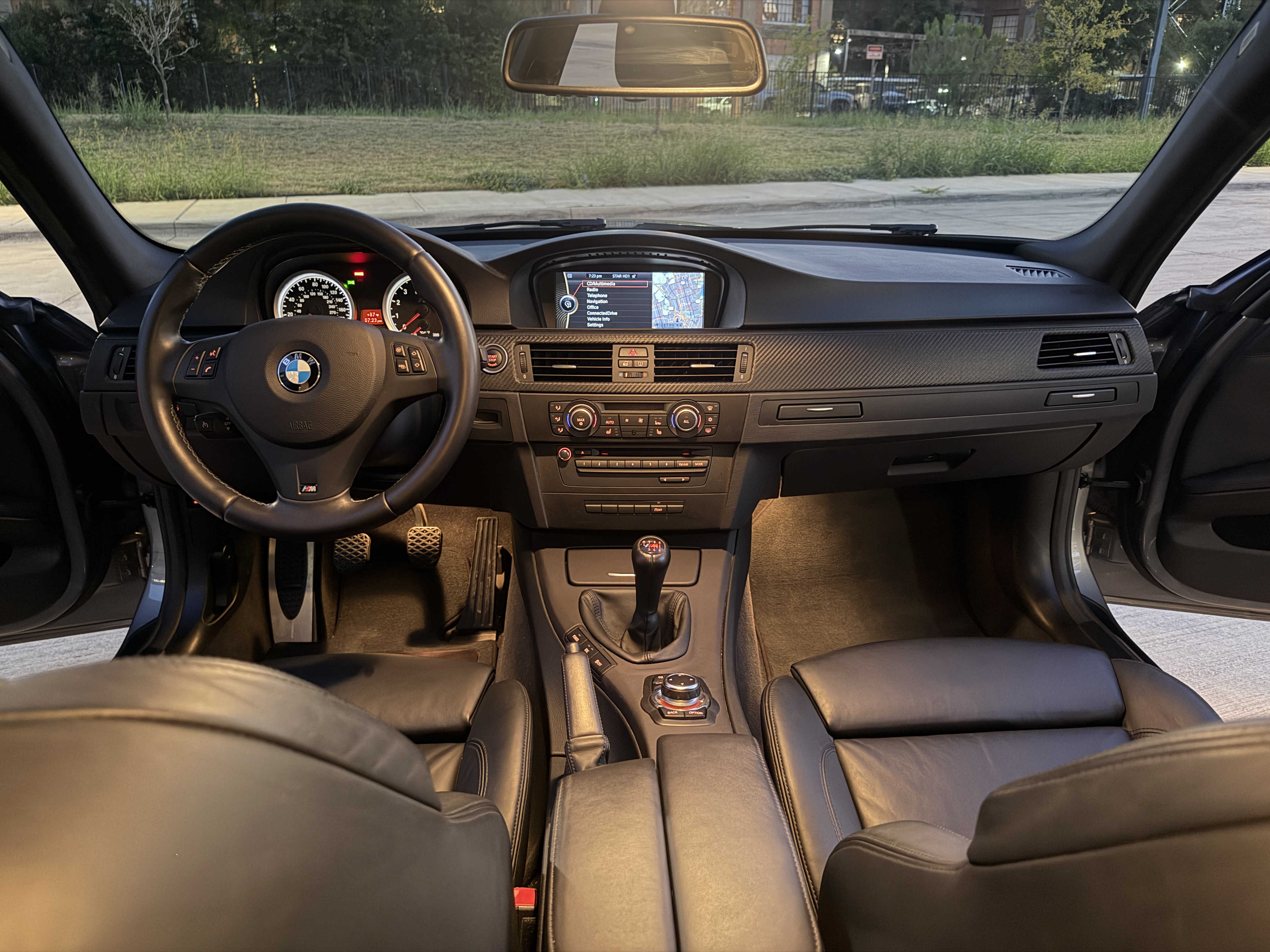 Used 2011 BMW M3 Competition RWD image 38