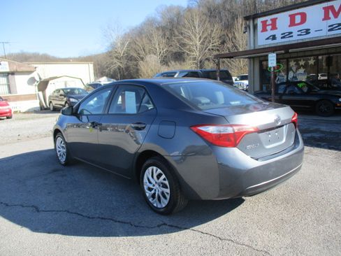 Used 2017 Toyota Corolla LE image 8