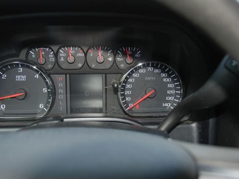 Used 2017 Chevrolet Silverado 2500 image 30