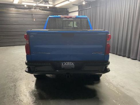 Used 2025 Chevrolet Silverado 1500 ZR2 image 4