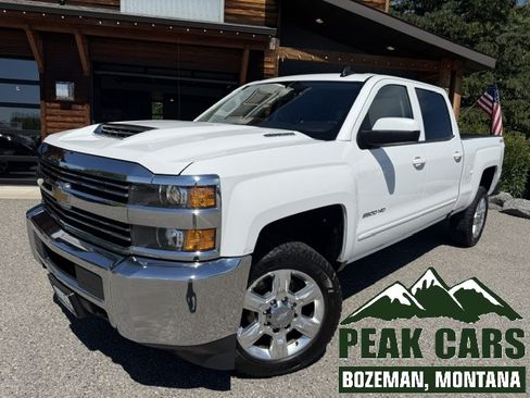Used 2018 Chevrolet Silverado 2500 4x4 Crew Cab LT image 1
