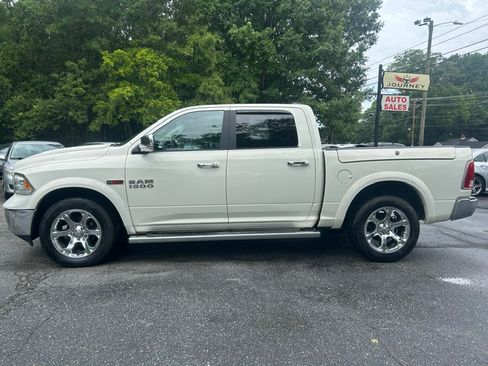 Used 2017 RAM 1500 4x4 Crew Cab Laramie image 2
