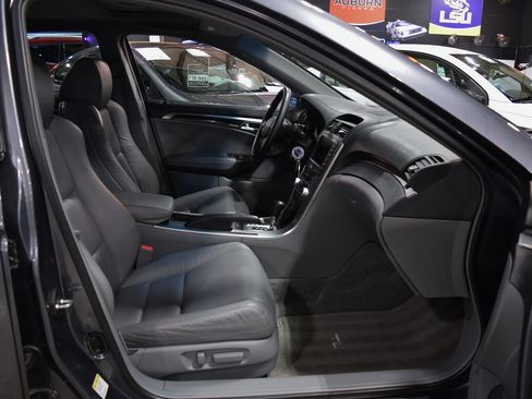 Used 2005 Acura TL w/ Navigation FWD image 22