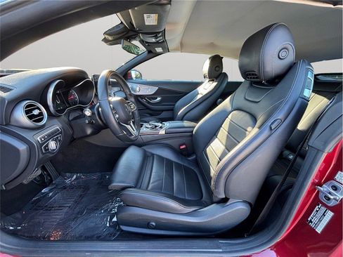 Used 2020 Mercedes-Benz C 300 image 2