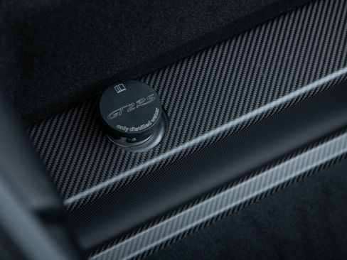 Used 2018 Porsche 911 GT2 RS image 65