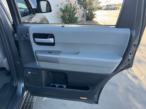 Used 2015 Toyota Sequoia Limited image 23