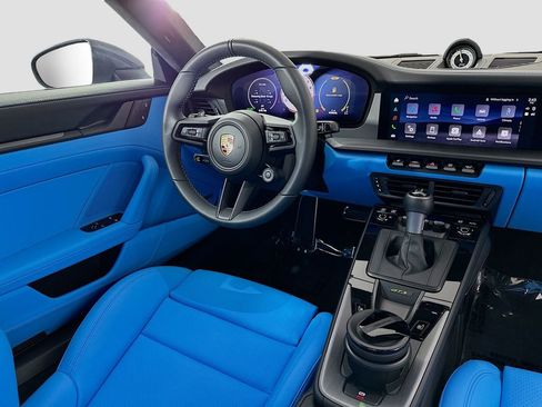New 2026 Porsche 911 GT3 RWD image 24