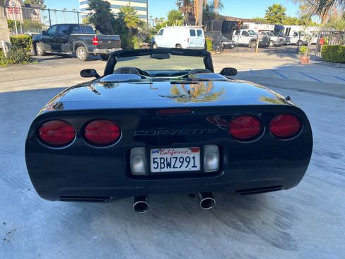 Used 2003 Chevrolet Corvette image 14