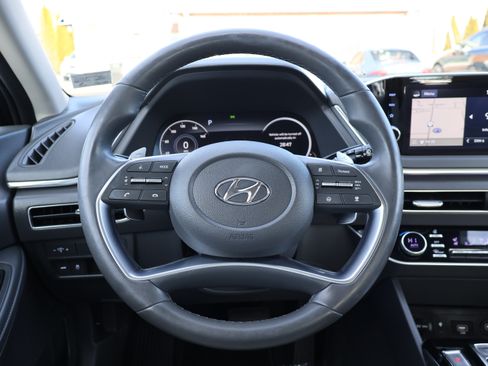 Used 2021 Hyundai Sonata Limited image 17