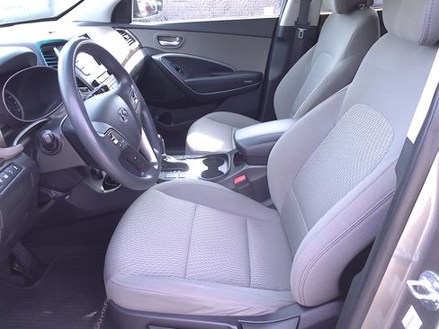 Used 2018 Hyundai Santa Fe Sport image 7