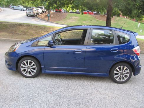 Used 2013 Honda Fit Sport image 1