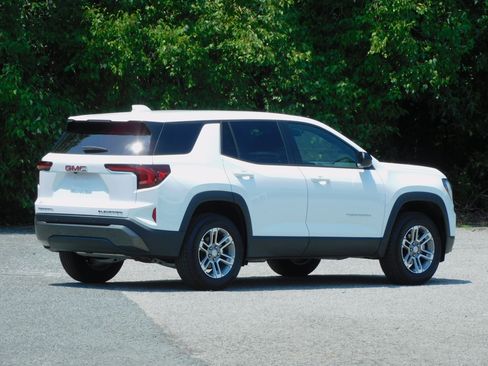 Used 2026 GMC Terrain FWD Elevation image 8