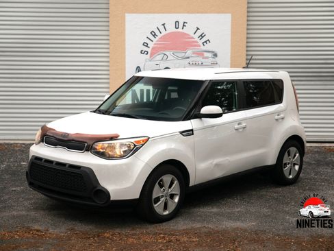 Used 2016 Kia Soul image 1