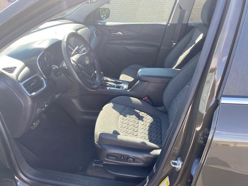 Used 2023 Chevrolet Equinox LT image 25