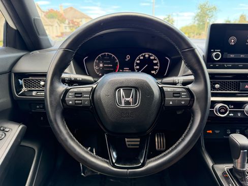 Used 2025 Honda Civic Sport Sedan image 8
