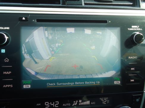 Used 2018 Subaru Outback 2.5i Limited AWD/4WD image 15