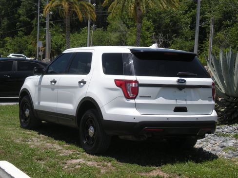 Used 2016 Ford Explorer 4WD Police Interceptor image 3