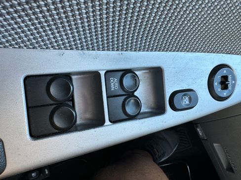 Used 2012 Hyundai Accent GLS image 19