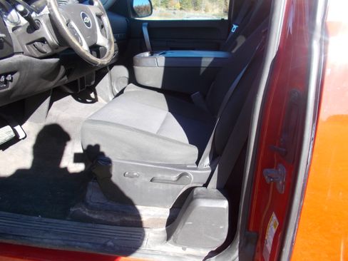 Used 2013 Chevrolet Silverado 2500 LT image 7