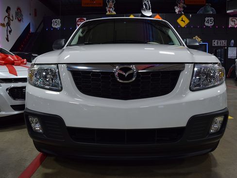 Used 2009 MAZDA Tribute Touring FWD image 10