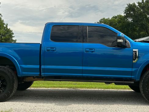 Used 2020 Ford F350 4x4 Crew Cab Super Duty image 2