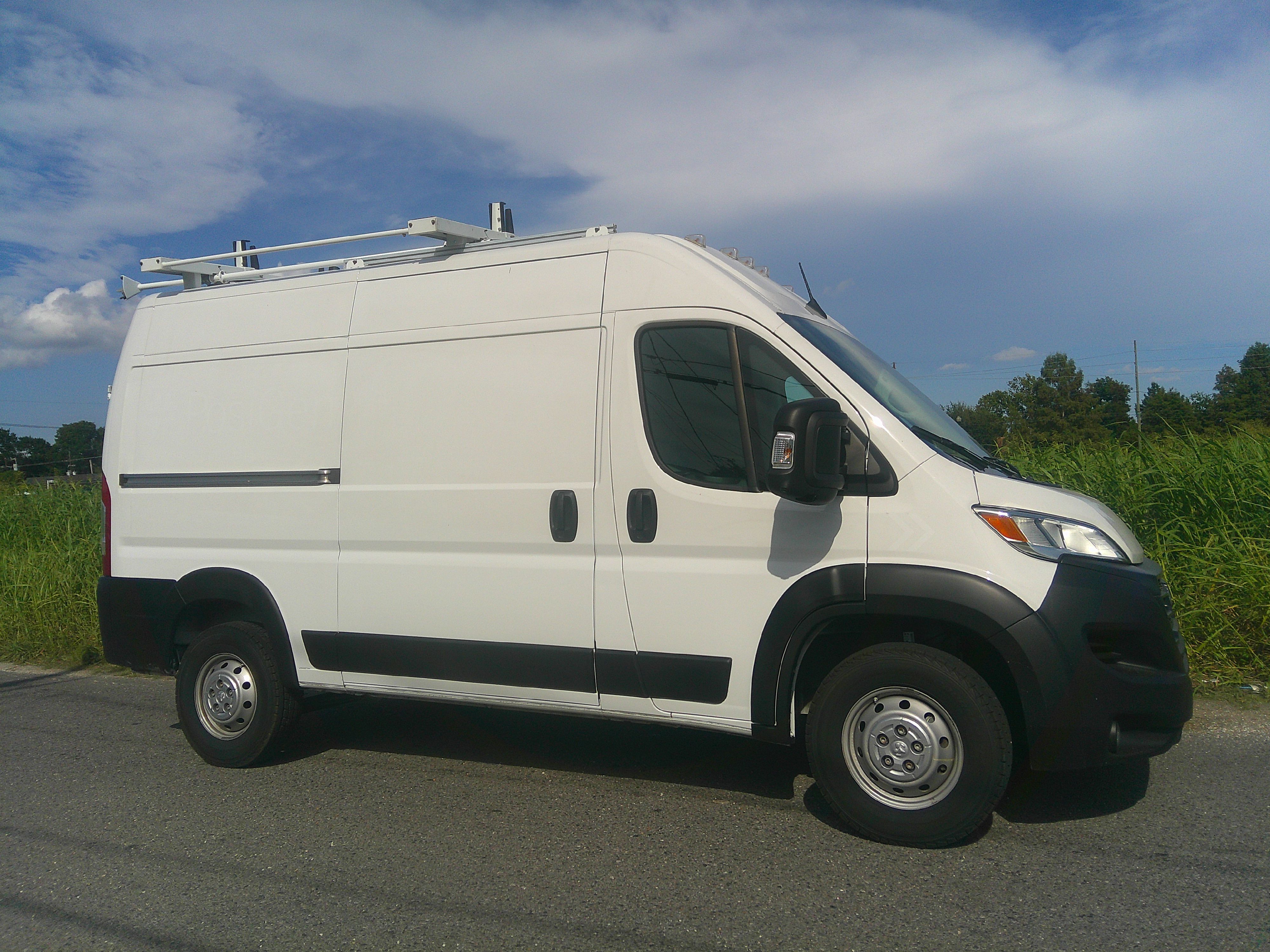 Used 2023 RAM ProMaster 1500 136 High Roof FWD image 1