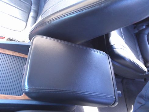 Used 2012 Buick Enclave Premium image 25