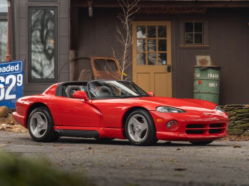 Used 1994 Dodge Viper RT/10 image 1