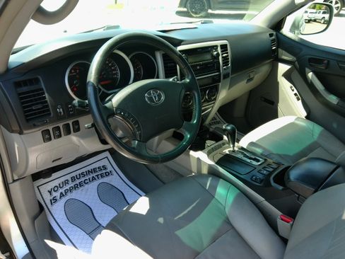 Used 2007 Toyota 4Runner 4WD Limited V6 image 46