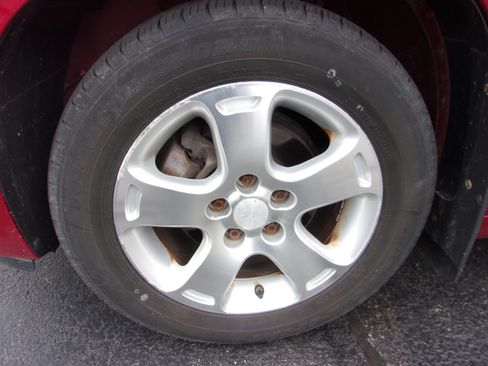 Used 2010 Chevrolet HHR LT w/ 1LT FWD image 9