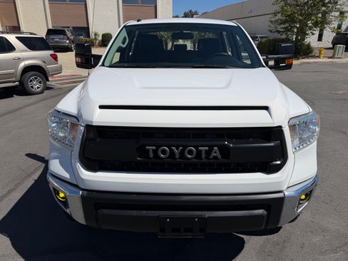 Used 2017 Toyota Tundra TRD Sport image 18