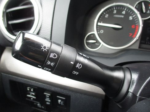 Used 2017 Toyota Tundra SR5 image 58