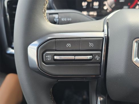 New 2026 GMC Canyon AT4 image 16